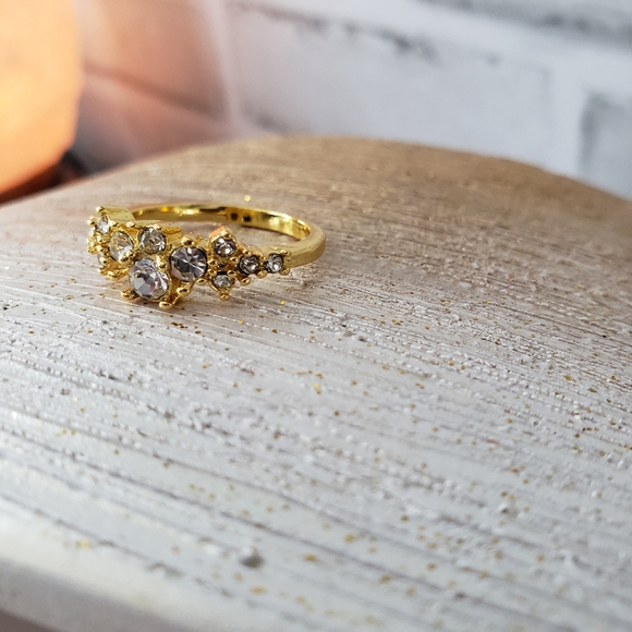 🌷14k Gold ring with brilliant cut cubic zirconia - Picture 5 of 6